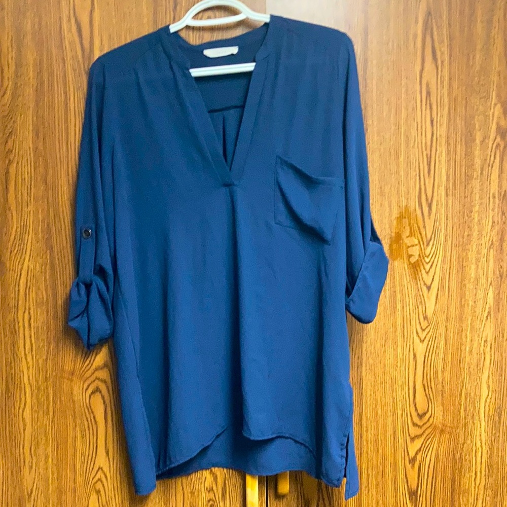 Lush Brand 3/4 sleeve blue shirt. Perfect for interviews or everyday work